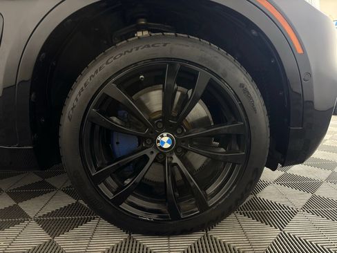 Used 2019 BMW X6 xDrive50i w/ M Sport Package AWD/4WD image 10