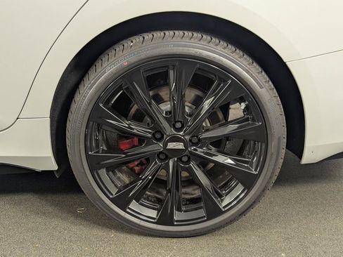 Used 2022 Cadillac CT4 V image 11