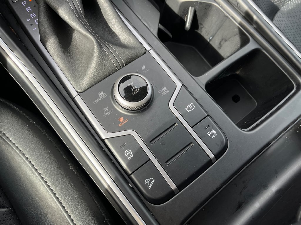 Used 2023 Kia Sorento S w/ Panoramic Sunroof Package AWD/4WD image 21