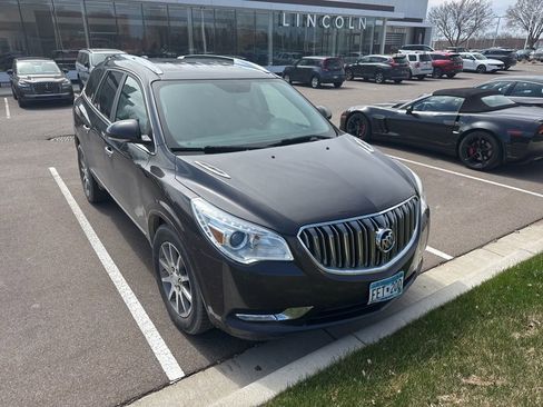 Used 2017 Buick Enclave Leather w/ Trailering Package image 3
