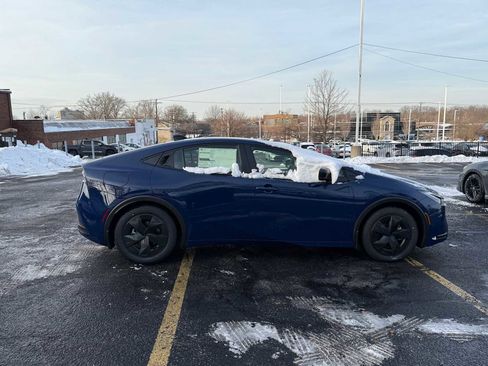 New 2026 Toyota Prius Plug-In Hybrid image 6