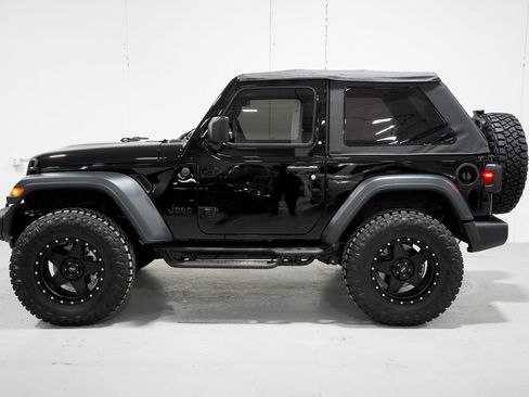 Used 2025 Jeep Wrangler Sport image 2
