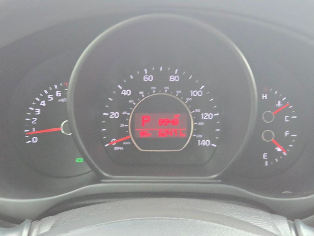 Used 2019 Kia Soul + FWD image 24