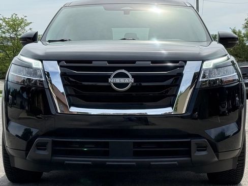 Used 2022 Nissan Pathfinder S AWD/4WD image 9