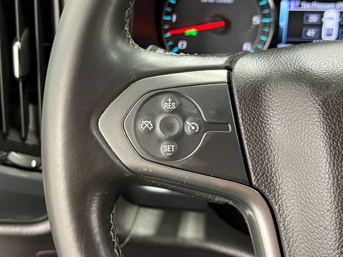 Used 2017 Chevrolet Silverado 1500 LT w/ Midnight Edition AWD/4WD image 17