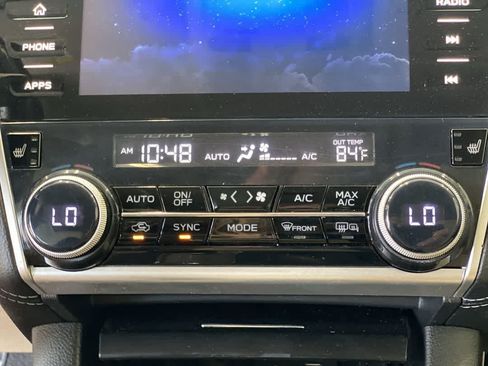 Used 2018 Subaru Outback 2.5i Premium AWD/4WD image 21
