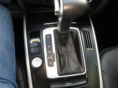 Used 2014 Audi A4 Premium Plus w/ Premium Plus Package image 32