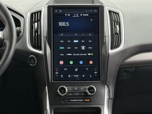 Used 2024 Ford Edge ST w/ Equipment Group 401A AWD/4WD image 16
