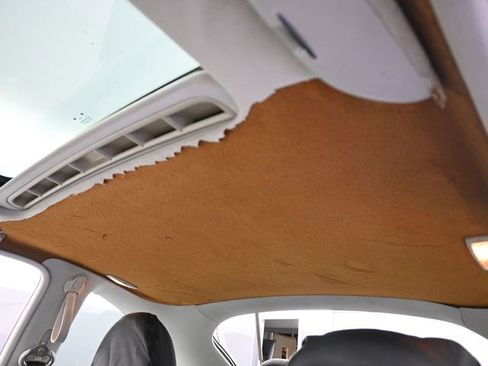 Used 2001 Volkswagen Beetle GLS FWD image 15