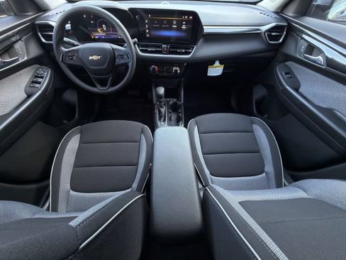 New 2026 Chevrolet TrailBlazer LT w/ Driver Confidence Package FWD image 10