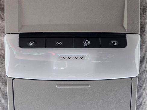 Used 2024 Nissan Sentra SV FWD image 28