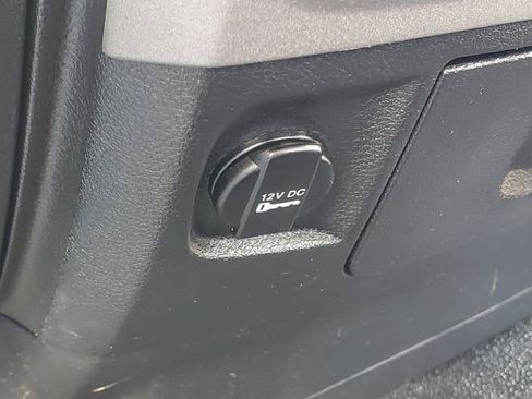 Used 2016 RAM 1500 Tradesman image 17