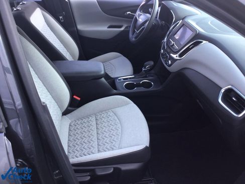 Used 2022 Chevrolet Equinox LS image 12