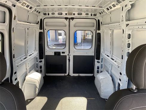 Used 2020 RAM ProMaster 1500 w/ Interior Convenience Group image 18