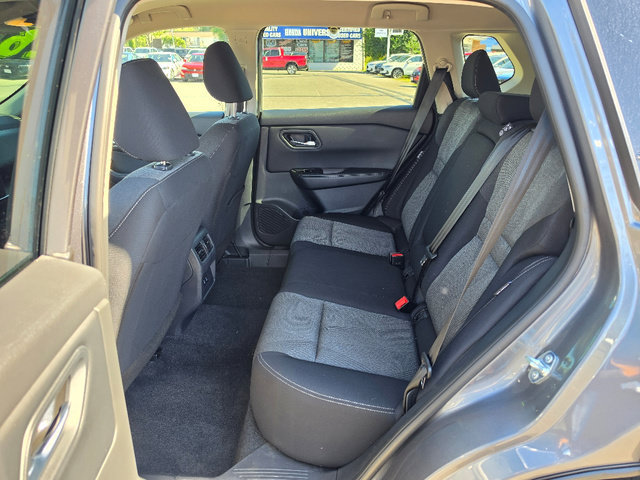 Used 2026 Nissan Rogue SV w/ Cold Weather Package AWD/4WD image 23
