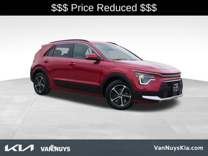 Used 2025 Kia Niro EX