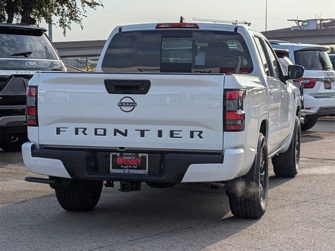 New 2026 Nissan Frontier SV w/ All-Weather Content Package image 4