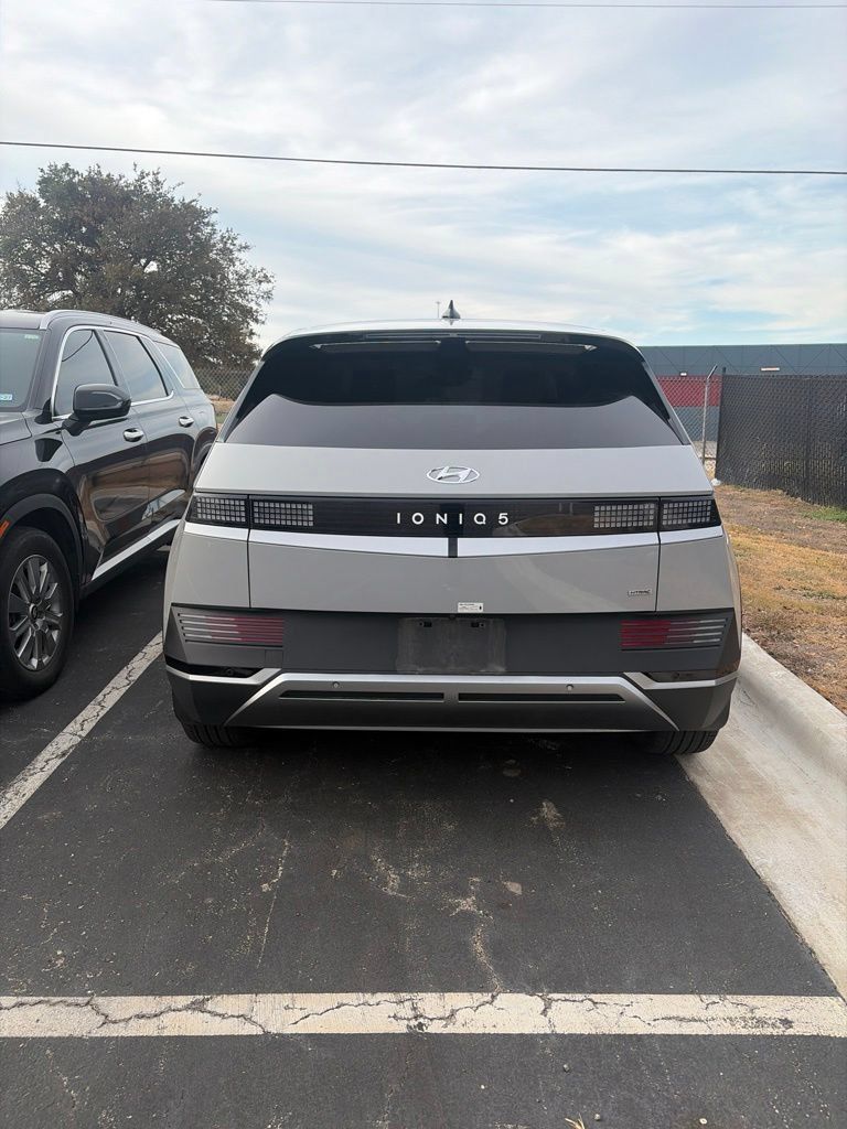 Certified 2024 Hyundai Ioniq 5 SEL AWD/4WD image 4
