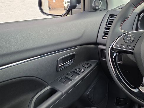 New 2026 Mitsubishi Outlander Sport LE AWD/4WD image 23