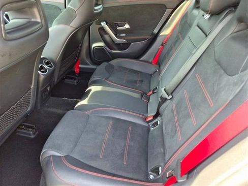 Used 2023 Mercedes-Benz CLA 35 AMG 4MATIC image 18