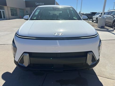 New 2026 Hyundai Kona SE image 8