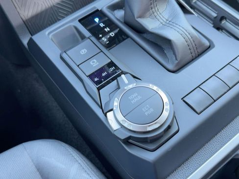 New 2025 Toyota Tacoma SR5 image 27