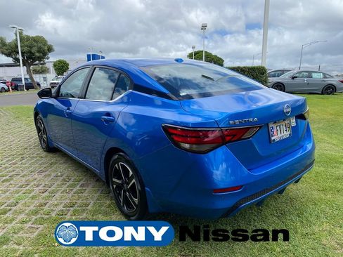 Used 2025 Nissan Sentra SV FWD image 5