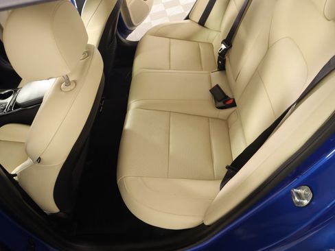 Used 2022 Kia Stinger GT-Line w/ Sun & Sound Package image 13