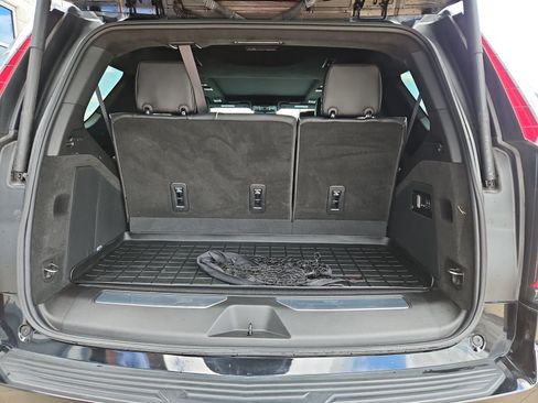 Used 2024 Cadillac Escalade Sport Platinum w/ LPO, ONYX Package AWD/4WD image 25