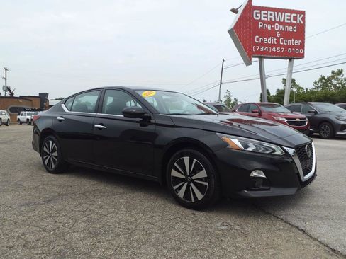 Used 2021 Nissan Altima 2.5 SL AWD/4WD image 1