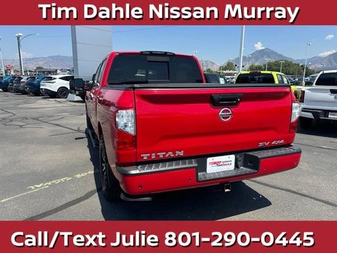 Used 2021 Nissan Titan SV w/ SV Convenience Package AWD/4WD image 9