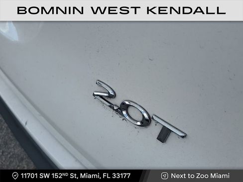 Used 2017 Lincoln MKC Reserve image 10