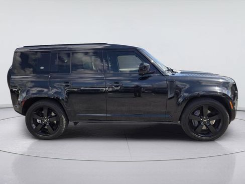 Used 2022 Land Rover Defender 110 X-Dynamic HSE AWD/4WD image 4