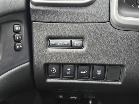 Used 2024 Nissan Murano Platinum w/ Cargo Package image 22