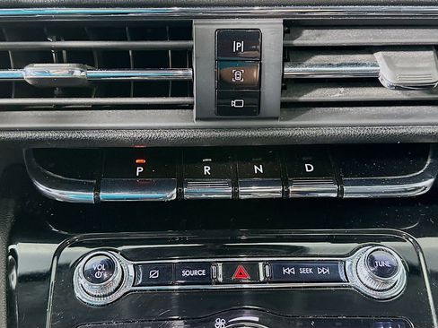Used 2020 Lincoln Corsair FWD image 16