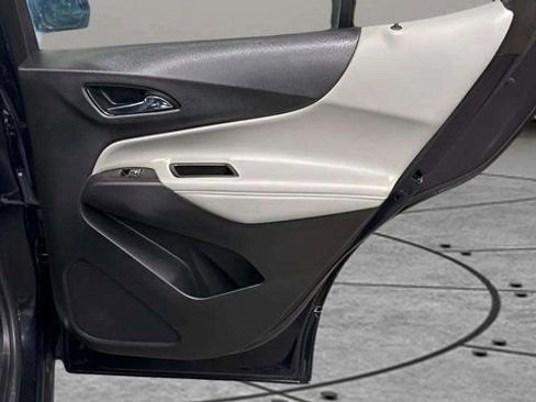 Used 2020 Chevrolet Equinox Premier image 26