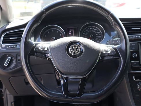 Used 2018 Volkswagen Golf S AWD/4WD image 14