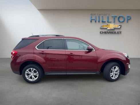 Used 2017 Chevrolet Equinox LT w/ Convenience Package AWD/4WD image 3
