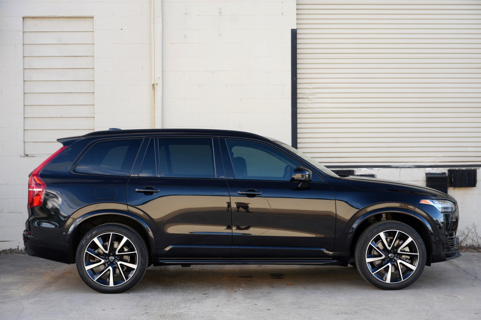 Used 2023 Volvo XC90 T8 Plus AWD/4WD image 60