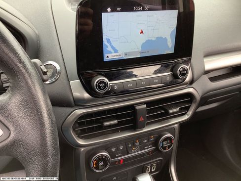 Used 2018 Ford EcoSport SE image 8