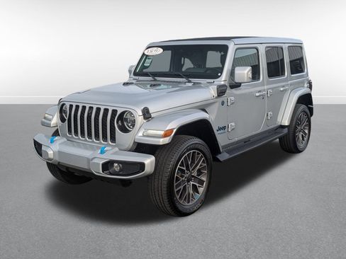Used 2022 Jeep Wrangler Unlimited Sahara image 1