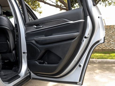 Used 2023 Jeep Grand Cherokee L Limited image 57