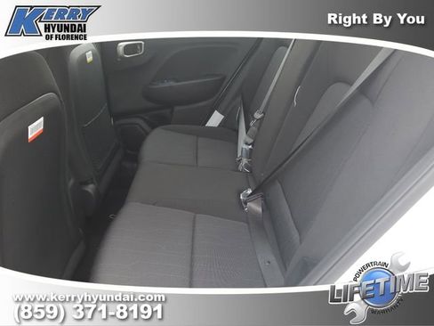 New 2026 Hyundai Venue SE image 12