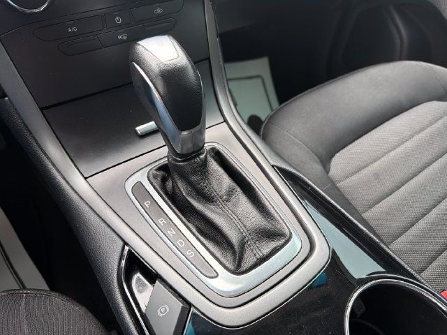 Used 2018 Ford Edge SE AWD/4WD image 23