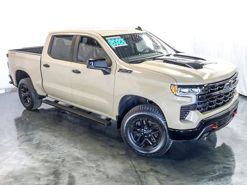 Certified 2023 Chevrolet Silverado 1500 LT Trail Boss w/ LPO, Dark Essentials Package AWD/4WD image 6