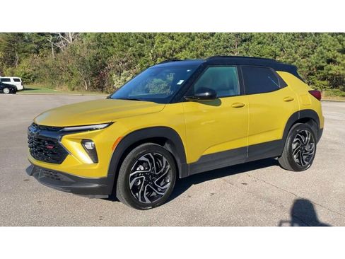 Certified 2024 Chevrolet TrailBlazer RS w/ Driver Confidence Package image 6