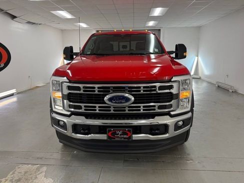 New 2026 Ford F450 XL w/ XL Chrome Package image 2