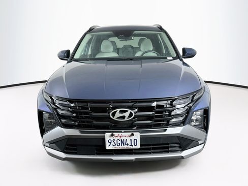 Used 2025 Hyundai Tucson SEL FWD image 2