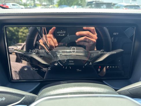 New 2026 GMC Terrain Elevation AWD/4WD image 10