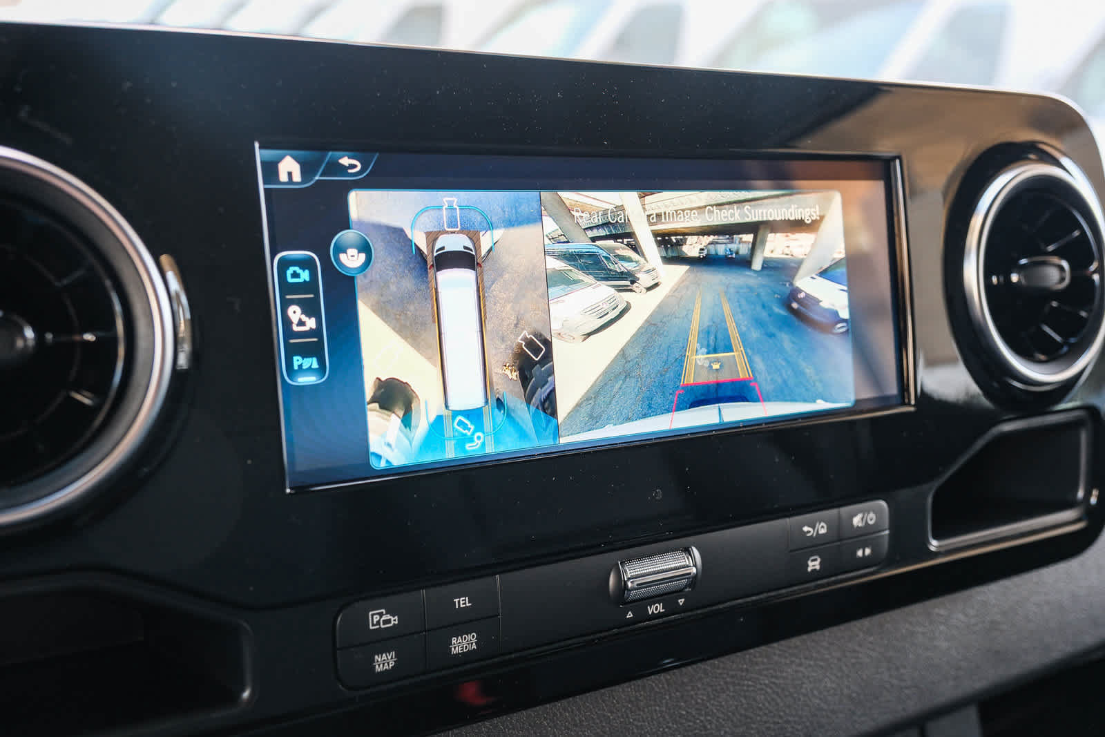 New 2025 Mercedes-Benz eSprinter 170 Cargo image 24